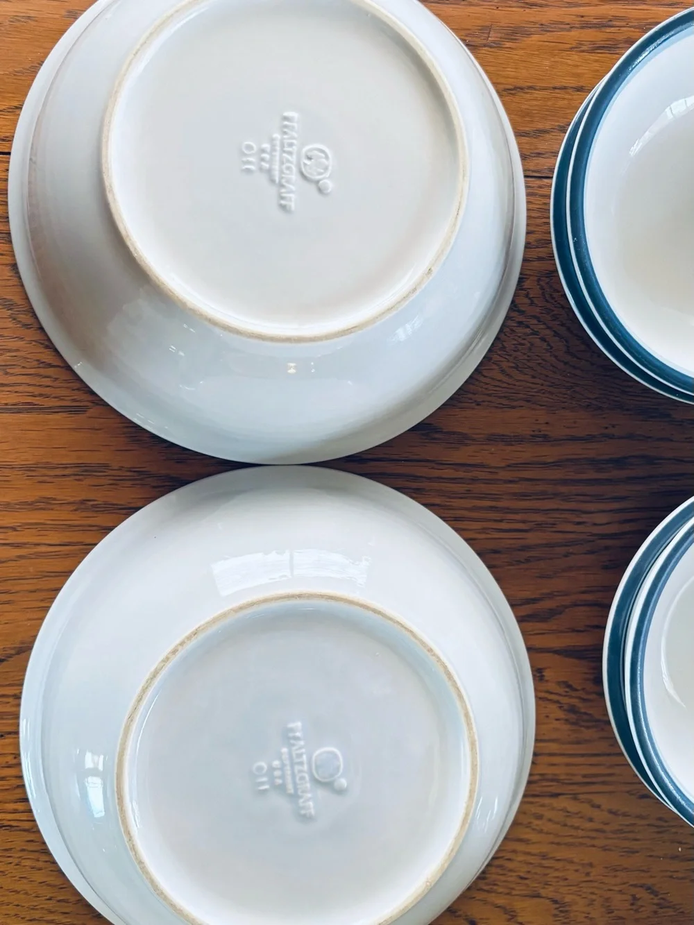 Pfaltzgraff White Porcelain Dessert Bowls - Set of 4 cereal bowls 2 serving bowl